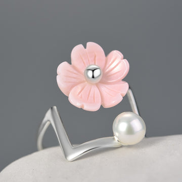 Natural Pearl Flower Ring