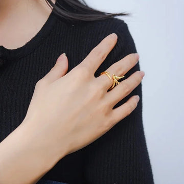 Swallow Willow Branch Ring